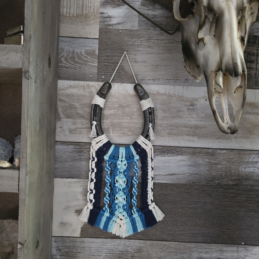 Handmade Boho Horseshoe Macrame Wall Hanging